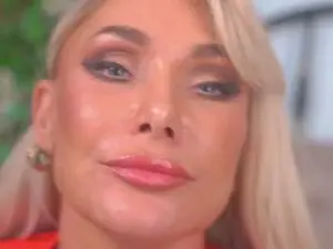 IsadoraDunkan  live sex cam