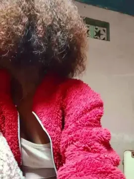 Inayah2  live sex cam