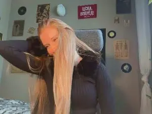 PingVidinha  live sex cam