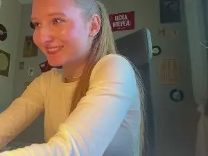 PingVidinha  live sex cam