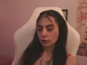 Radiant_Luna  live sex cam