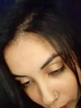 Lunalove27  live sex cam