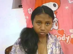 Mendrika5  live sex cam