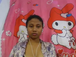 Mendrika5  live sex cam