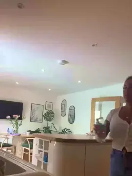 Anna_XOX  live sex cam