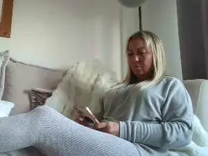Anna_XOX  live sex cam
