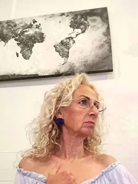 Clarabela1  live sex cam
