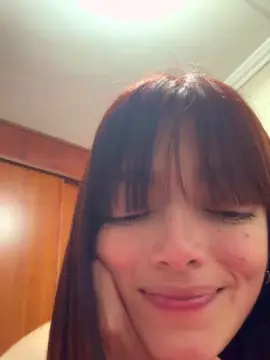 Natasha6  live sex cam