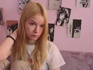 ArlaVisnic  live sex cam