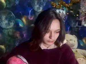 CherryHigbie  live sex cam