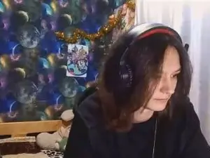 CherryHigbie  live sex cam