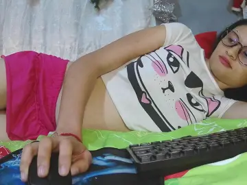 Nadesdha  live sex cam