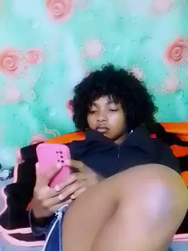 Elia220  live sex cam
