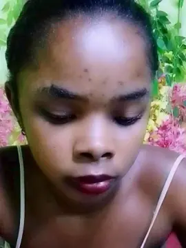 Elia220  live sex cam