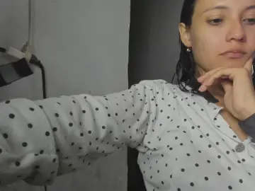 Mariannerabbit  live sex cam