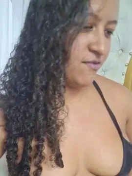 PieldeChocolate  live sex cam
