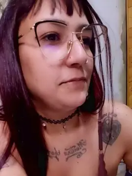 Yasminee  live sex cam