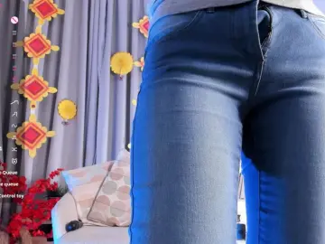 ZaraHascall  live sex cam