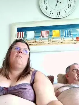 Ceetce27700  live sex cam