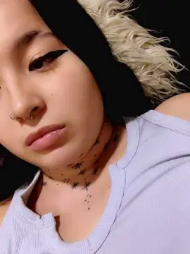 Kittty_1822  live sex cam