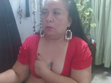 SophiaHalf  live sex cam