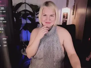 YolandaKiss  live sex cam