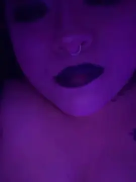 VioletDecay  live sex cam