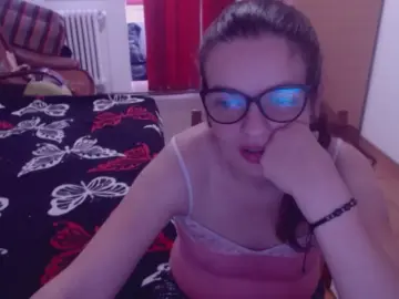 Bellarossa39  live sex cam