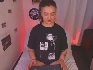 Sara_cuteeyes  live sex cam