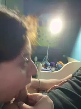 Sexycouple222  live sex cam