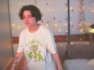 EnolaGolick  live sex cam