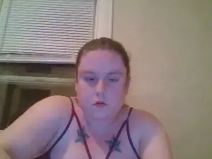 TokerQueen25  live sex cam