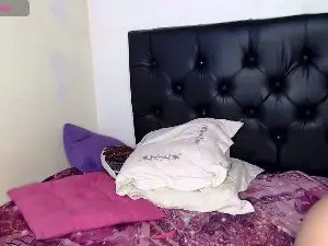 JaneJe  live sex cam
