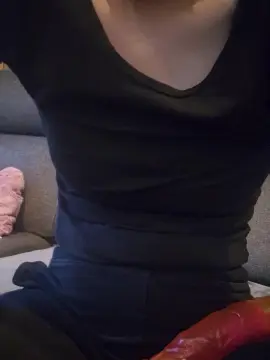 Juliex18  live sex cam