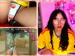 RossieGames  live sex cam