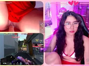 RossieGames  live sex cam