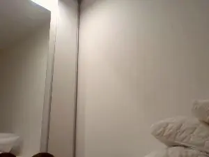 Queenmegan23  live sex cam