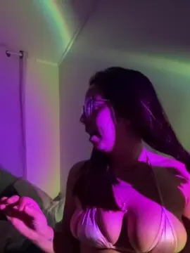 Anee21  live sex cam