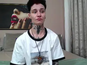 KennyVibe  live sex cam