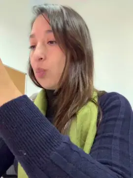 Tamara225  live sex cam