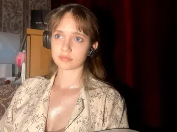 MyrtisMcclard  live sex cam