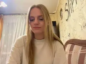 RennaEastman  live sex cam