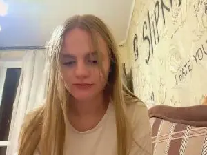 RennaEastman  live sex cam