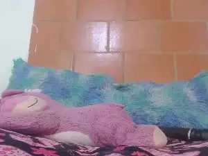Ruby_Emerald  live sex cam