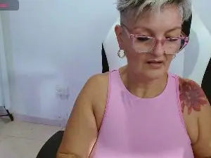 Bety_cum2  live sex cam