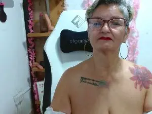 Bety_cum2  live sex cam