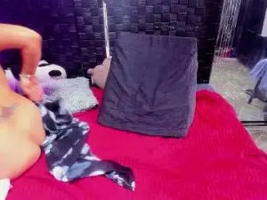 Sara_hotxx  live sex cam