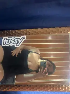 Lul22mvd  live sex cam