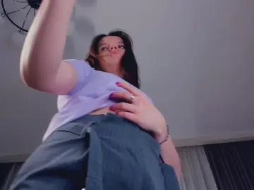 LeilaniTrichell  live sex cam