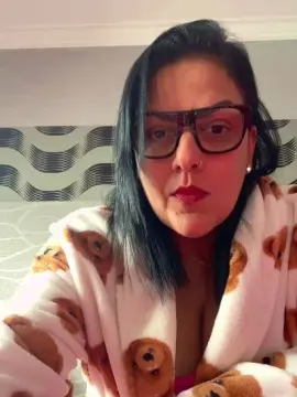 Sheilagomes  live sex cam